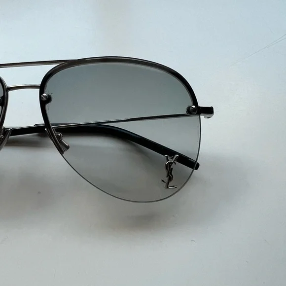 Saint Laurent Monogram Classic Pilot Sunglasses - Picture 2 of 6